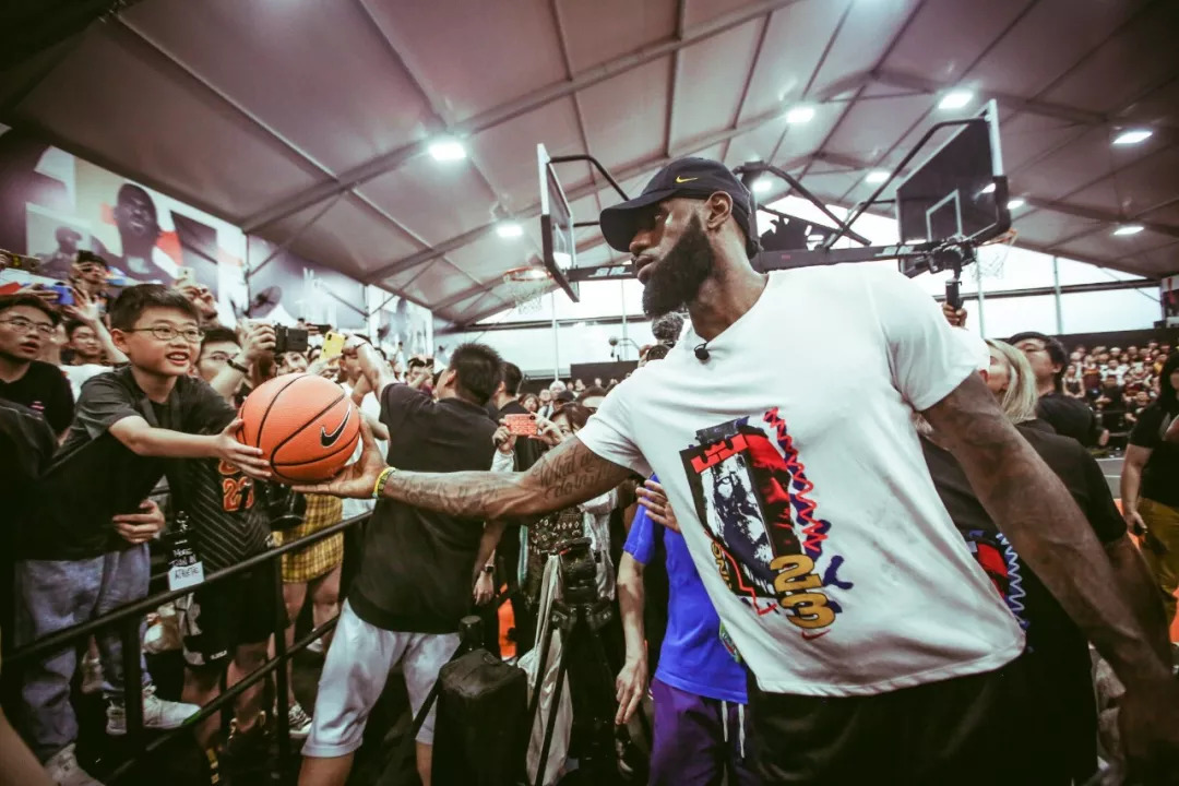 罗滕：接受不了姆巴佩轮休，他甚至连装都懒得装（罗滕不满姆巴佩轮休：难以接受，连装都不装）