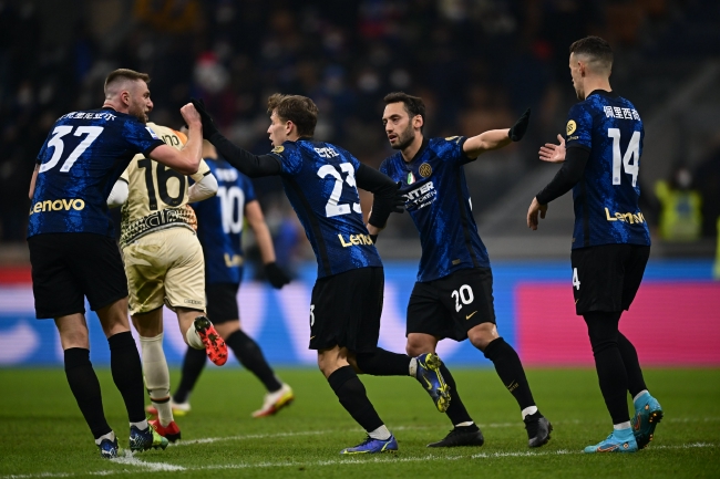 NBA球队战术解析：勇士防守新打法,（NBA战术解读：勇士防守革新之道）