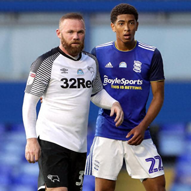 湖人末节连续得分，锁定胜局（湖人末节一波流锁定胜局）