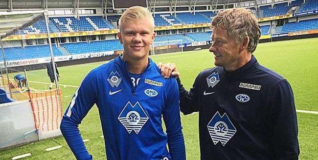 记者：多特为法比奥-席尔瓦提供了为期五年的合同（据记者报道：多特已向法比奥-席尔瓦提供一份5年合约）