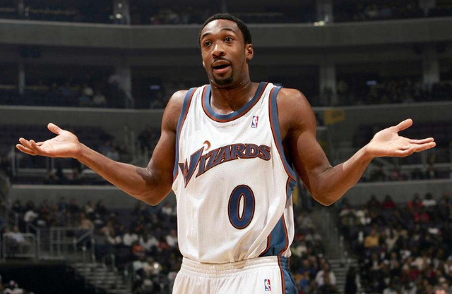 卡罗：若阿隆索报价维尔茨会去，但阿隆索在皇马影响没那么大（卡罗：若阿隆索发出邀请维尔茨会加盟，但其在皇马影响力有限）