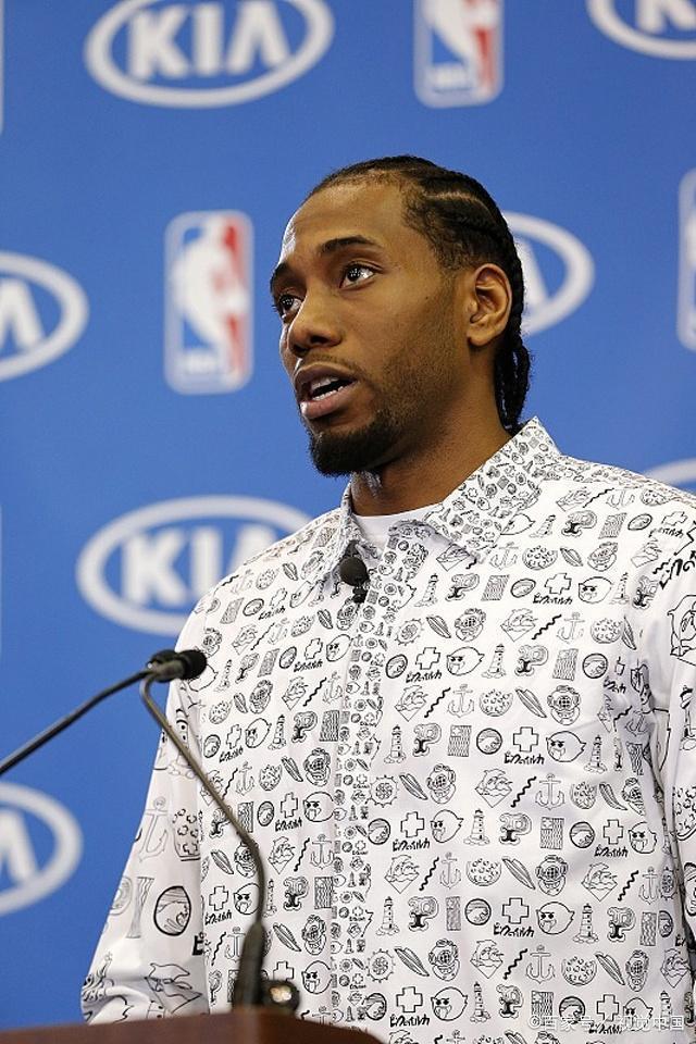 独行侠的坚守与克莱的时光之旅（独行侠的执着与克莱的岁月旅程）