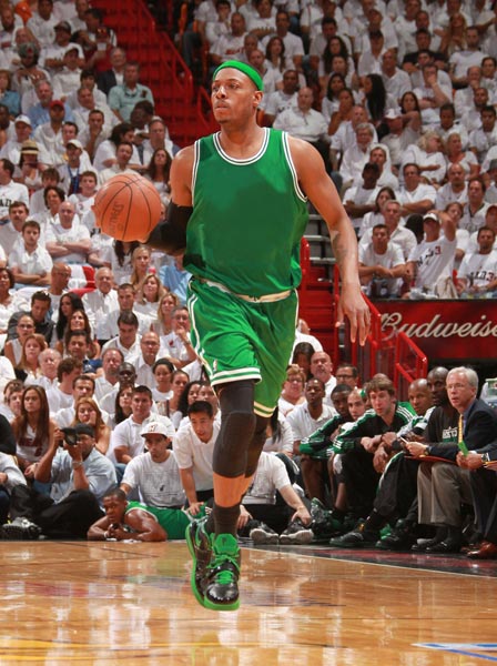 名宿称德约拿大满贯冠军需要运气，澳网官方力挺斯瓦泰克2026夺冠（名宿称德约夺大满贯也需运气，澳网看好斯瓦泰克2026年问鼎）