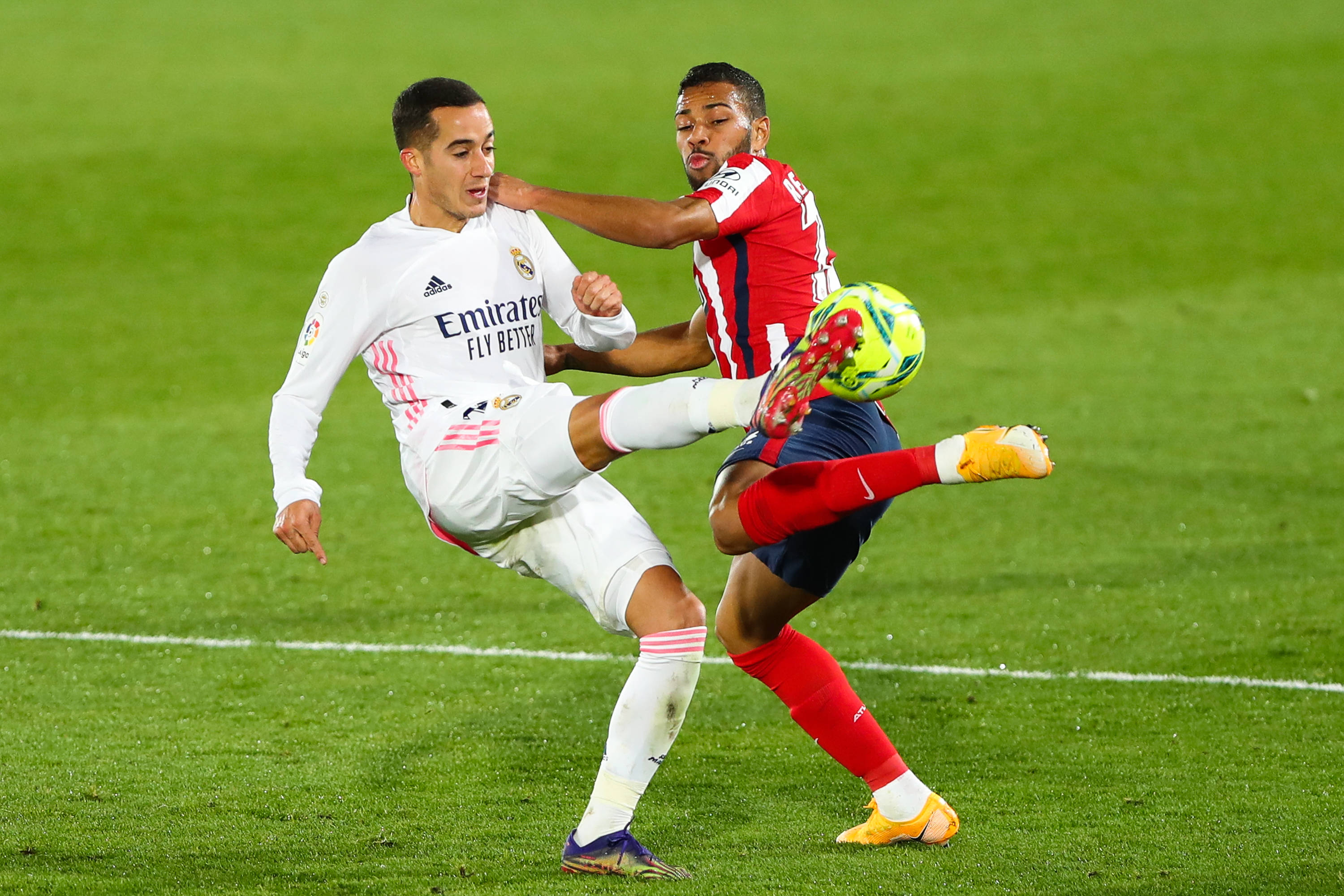 队友的肯定！远藤航投票萨拉赫第一，登贝莱第二、门德斯第三（队友力挺！远藤航将萨拉赫票选第一，登贝莱第二、门德斯第三）