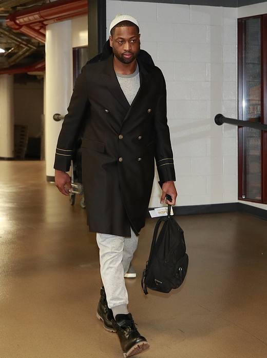 英超最快百球纪录！哈兰德为英超立新标（哈兰德刷新英超百球速度纪录，树立联赛新标杆）