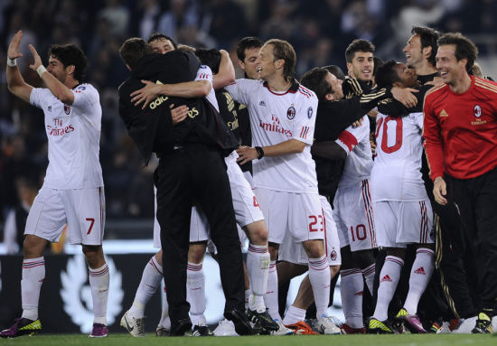 斯基拉：利物浦与赫拉芬贝赫接近续下长约，最长或至2031年（斯基拉：利物浦与赫拉芬贝赫续约在即，合同最久可至2031年）